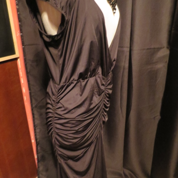 Dress - Picture 4 of 5